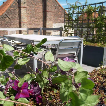 Vlamynckpoort Guest house 3*